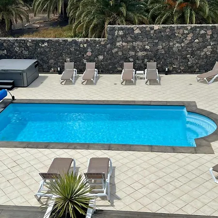 Villa Soleada Puerto Calero